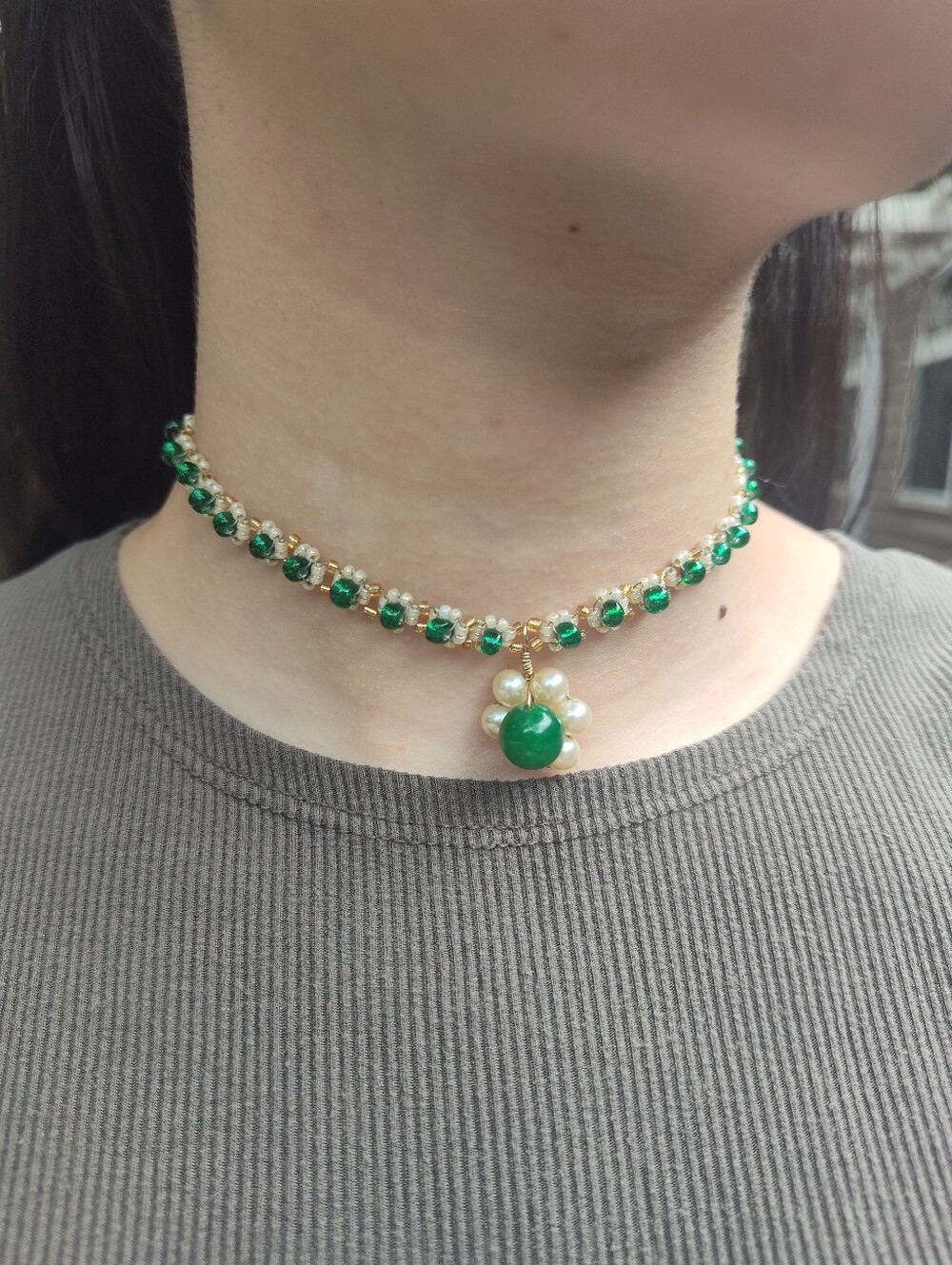 Handmade Elegant Green Pearl Flower Choker Necklace